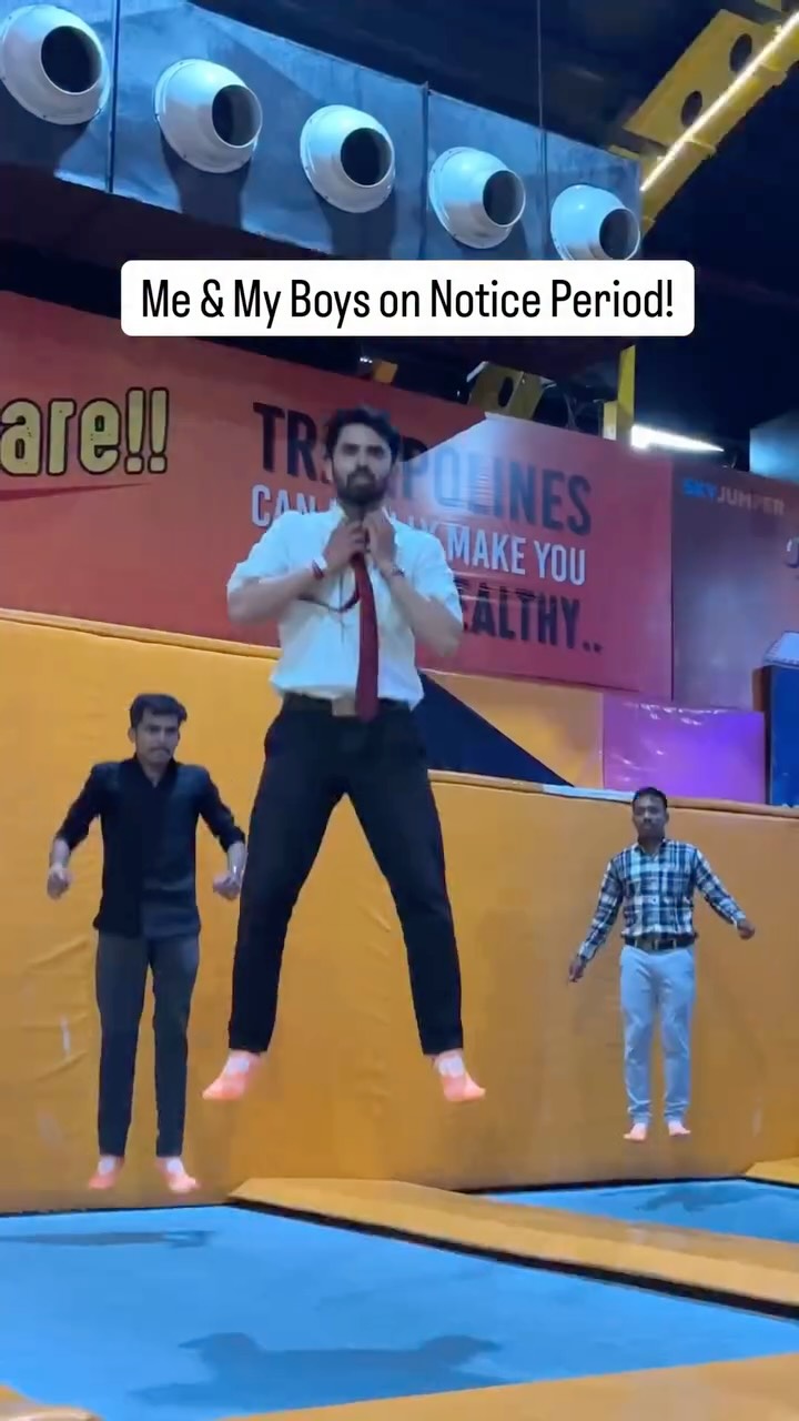 Group Resignation maar Diya dosto!🤣