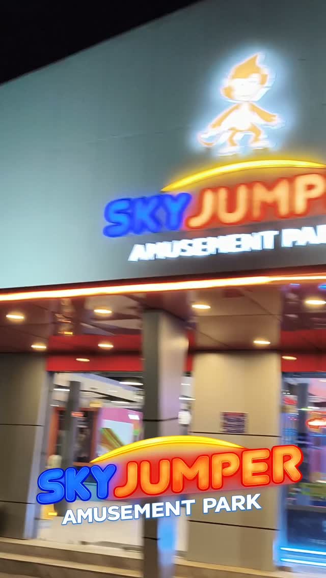 Best experience 😁 full enjoy mode #instragram #nandhni_sawhney #trampoline park #trending #cutiepie